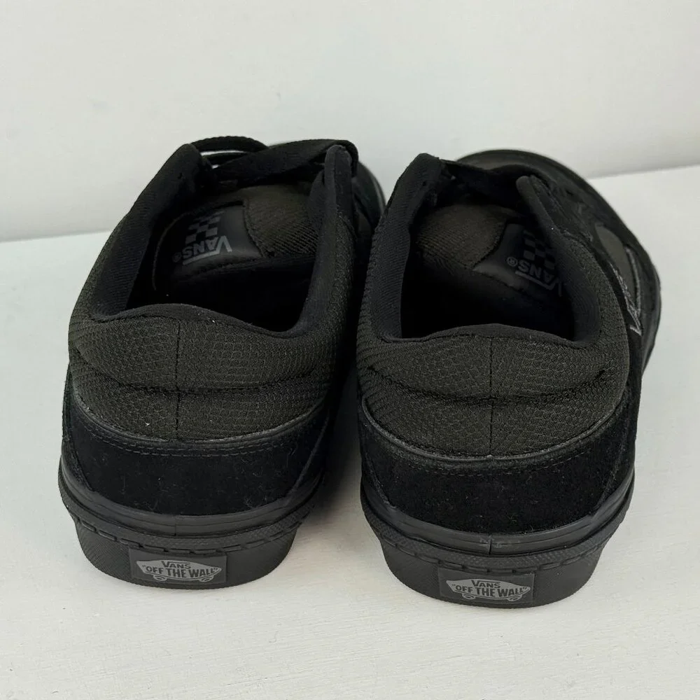 Men's 11 - VANS Chukka Push Suede Skate Shoes -Blackout - 507452